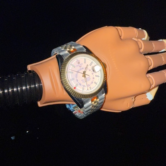 Two-Tone Luxury Watch - Picture 2 of 5